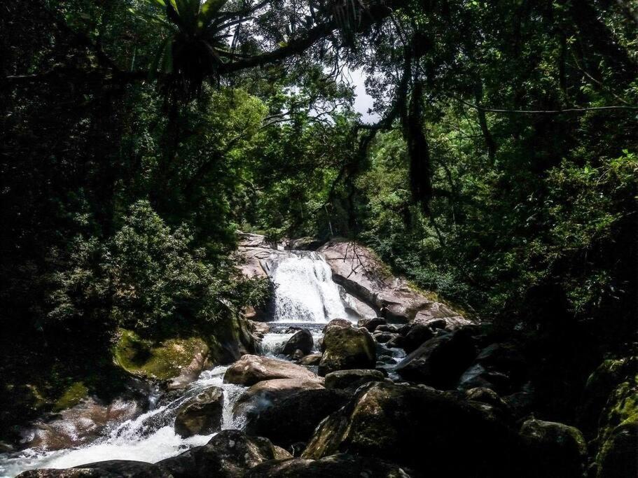 Quarto Varanda - Residencia Gaia Itatiaia إيتاتيايا المظهر الخارجي الصورة
